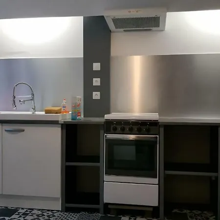 Maisonnette De La Tour Дом отдыха Civaux